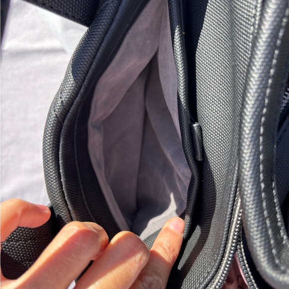 Lug Dory Matte Luxe Black - Picture 3 of 11